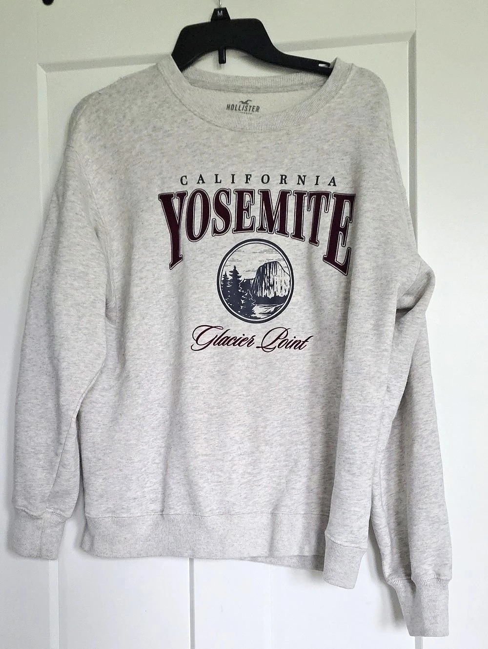 Hollister Yosemite Graphic Crew Sweatshirt Gray